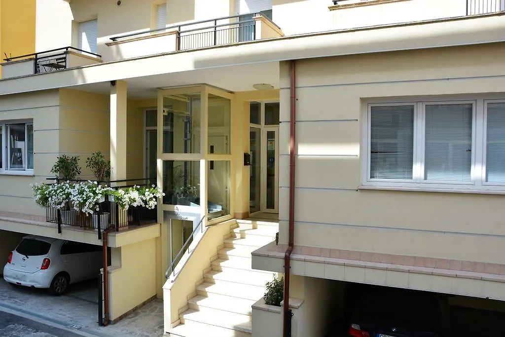 ** Aparthotel Green Residence Miramare di Rimini Italy