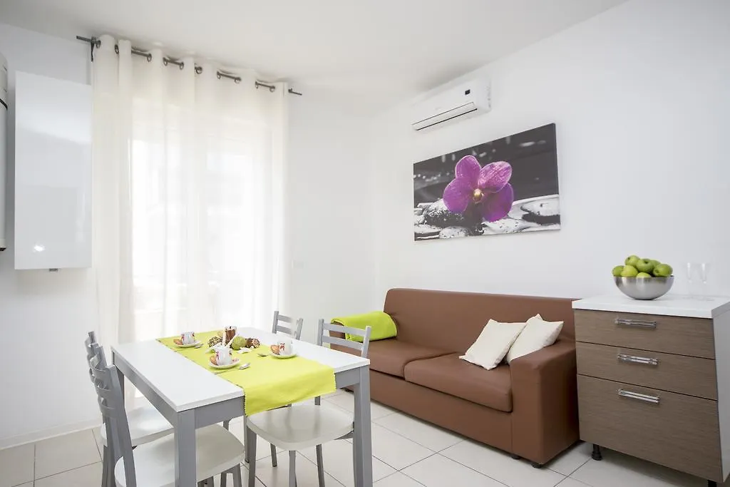 רימיני Green Residence 2*,