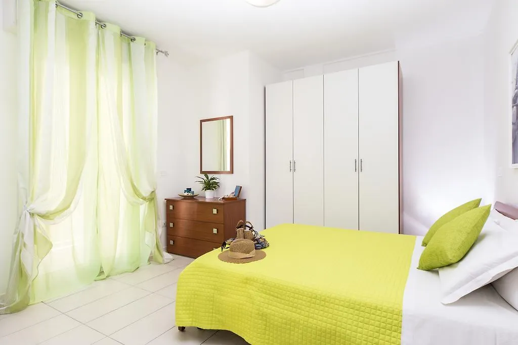 מלון דירות רימיני Green Residence
